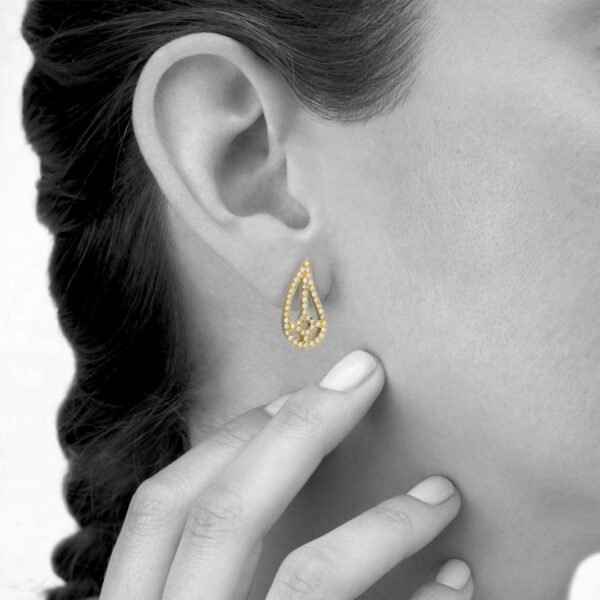 Brincos cornucópia em ouro amarelo e diamantes | Promessa de Amor - Image 3