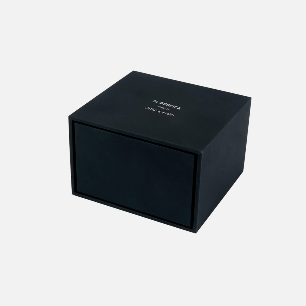 packaging Benfica Jewels da Leitão & Irmão