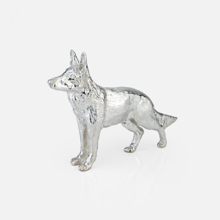 Pastor Alemão em prata da coleção cães da Leitão & Irmão