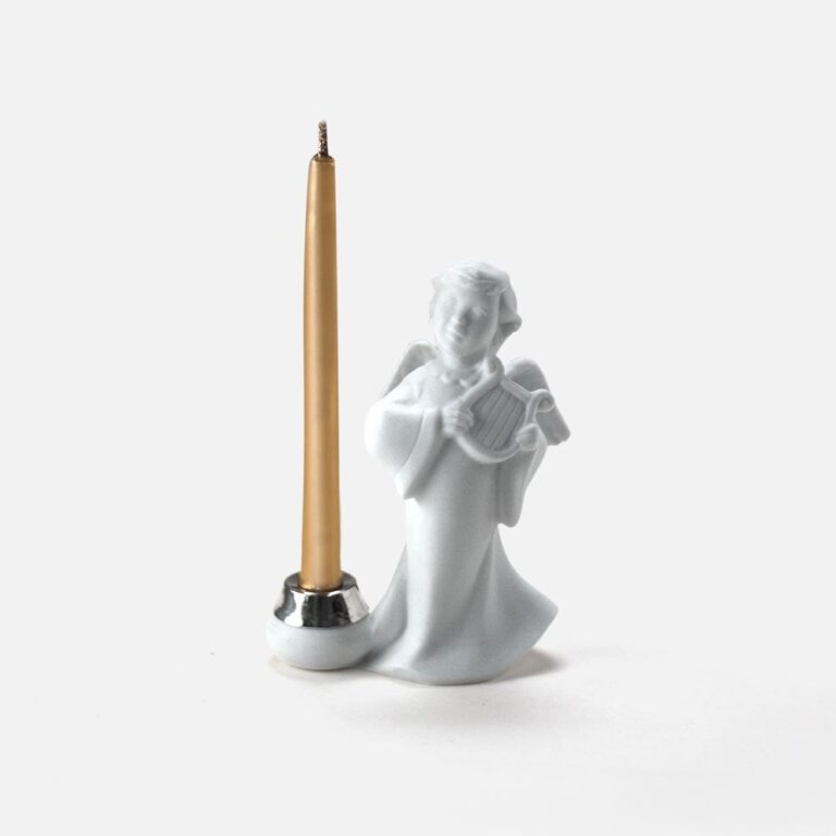 Anjo em porcelana biscuit e prata modelo harpa da Leitão & Irmão