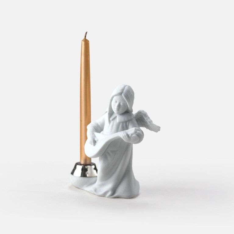 Anjo em porcelana biscuit e prata modelo bandolim da Leitão & Irmão