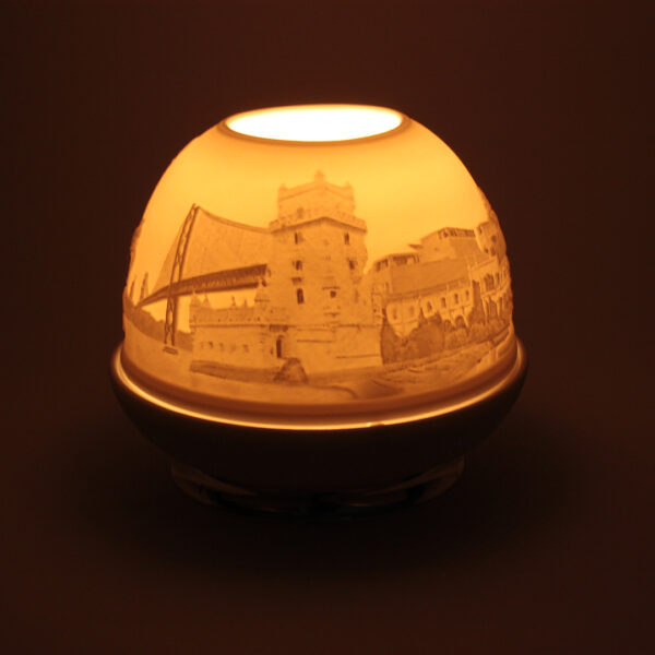Porta velas em porcelana biscuit e prata motivo belém da Leitão & Irmão