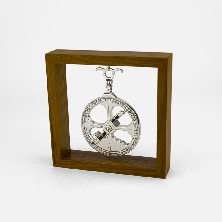 Astrolábio banda em prata da Leitão & Irmão