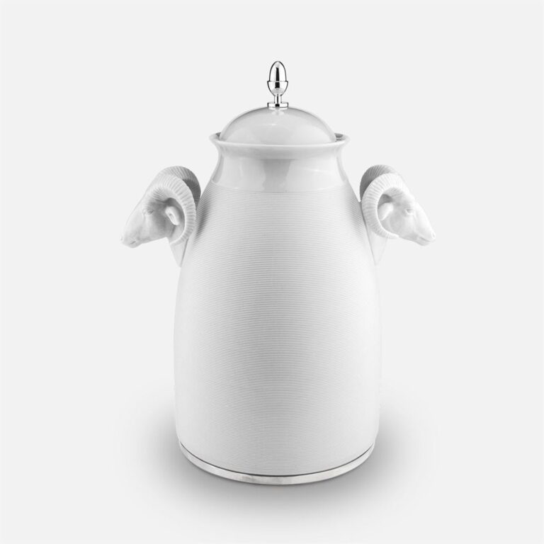 Pote muflão em porcelana biscuit e prata da Leitão & Irmão