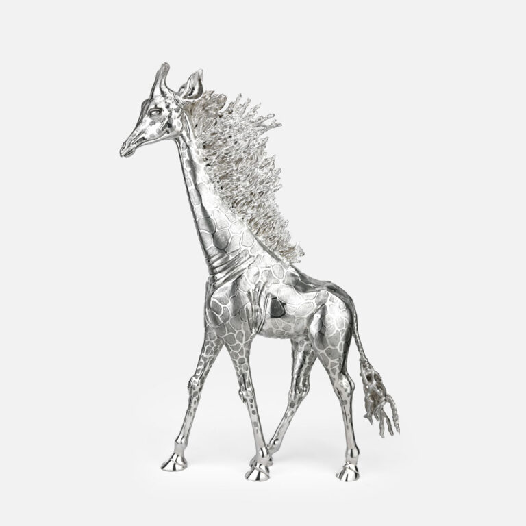 Girafa Dali em prata da coleção excecionais da Leitão & Irmão