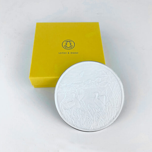 Base para copos em porcelana Biscuit e prata modelo patos da Leitão & Irmão