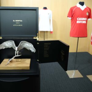 Águia Vitória em Prata - peça oficial dos 120 anos Sport Lisboa e Benfica x Leitão & Irmão