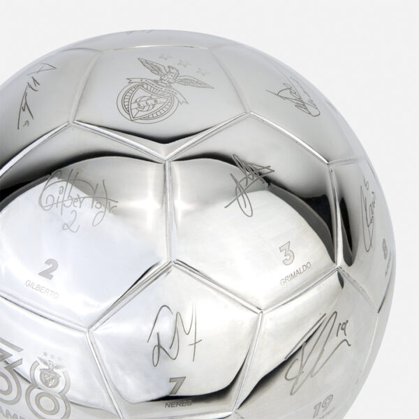 Bola do Campeão Nacional® Benfica em Prata - Image 3